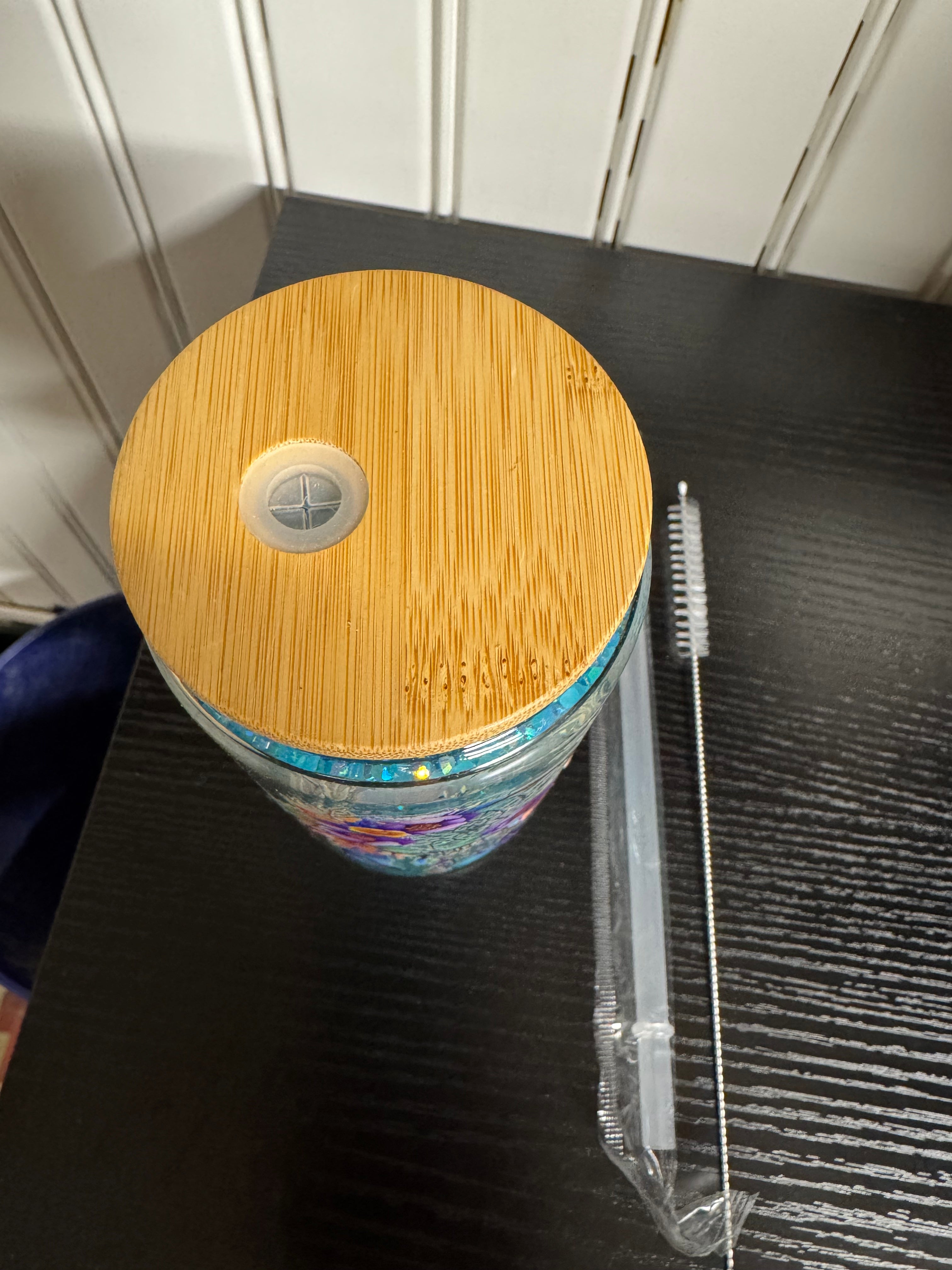 Handmade Dreamcatcher & Flowers Glitter Tumbler - Double Walled Glass with Bamboo Lid