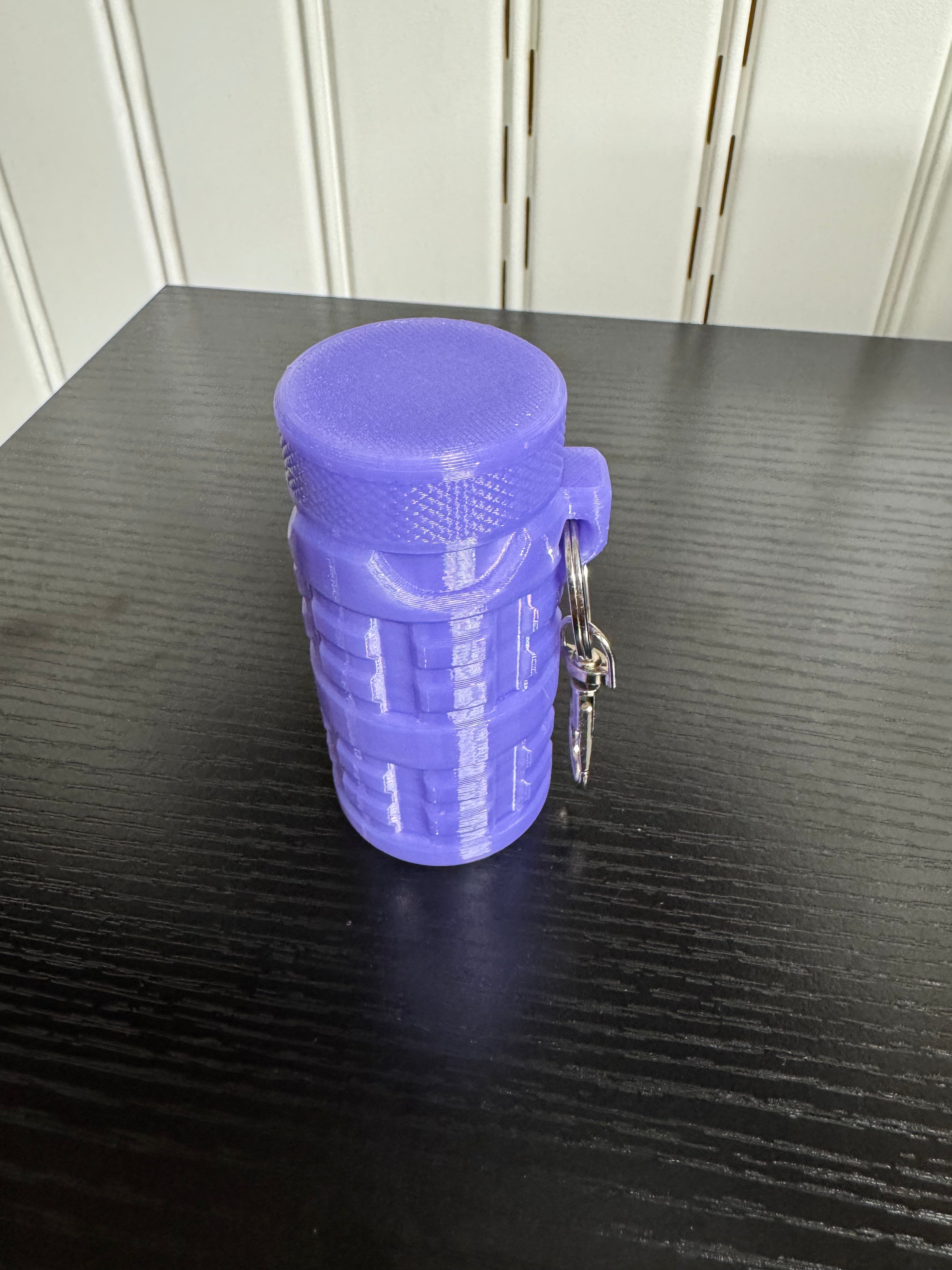 3D Printed Storage Container Keychain - Waterproof Pill Holder PETG