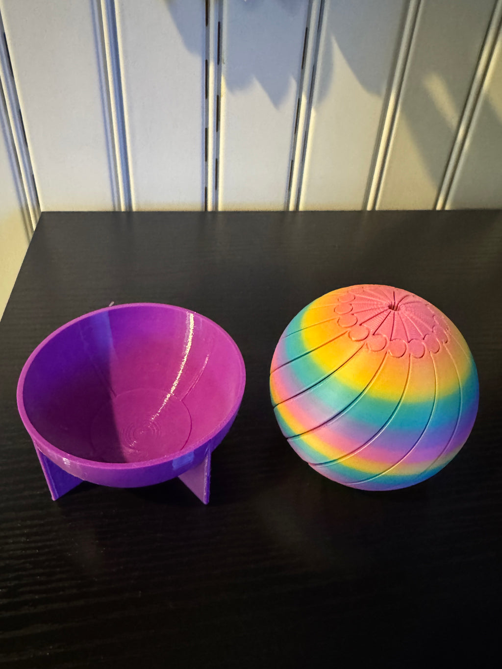 3D Printed Rainbow Fidget Ball with Storage Stand - Articulated Sensory Toy