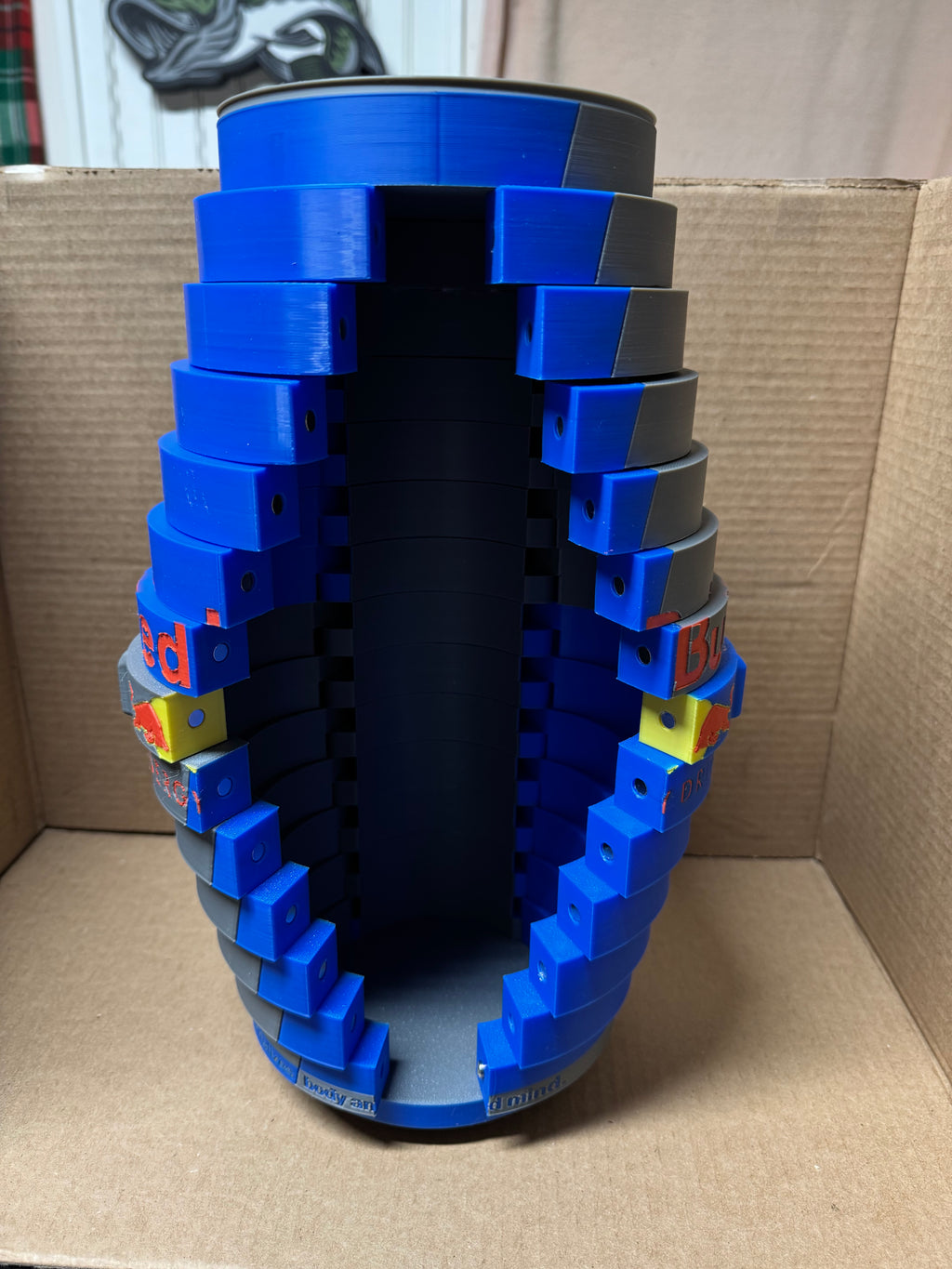 3D Printed Articulated Can Display – Magnetic Closure, PLA, Color Choice
